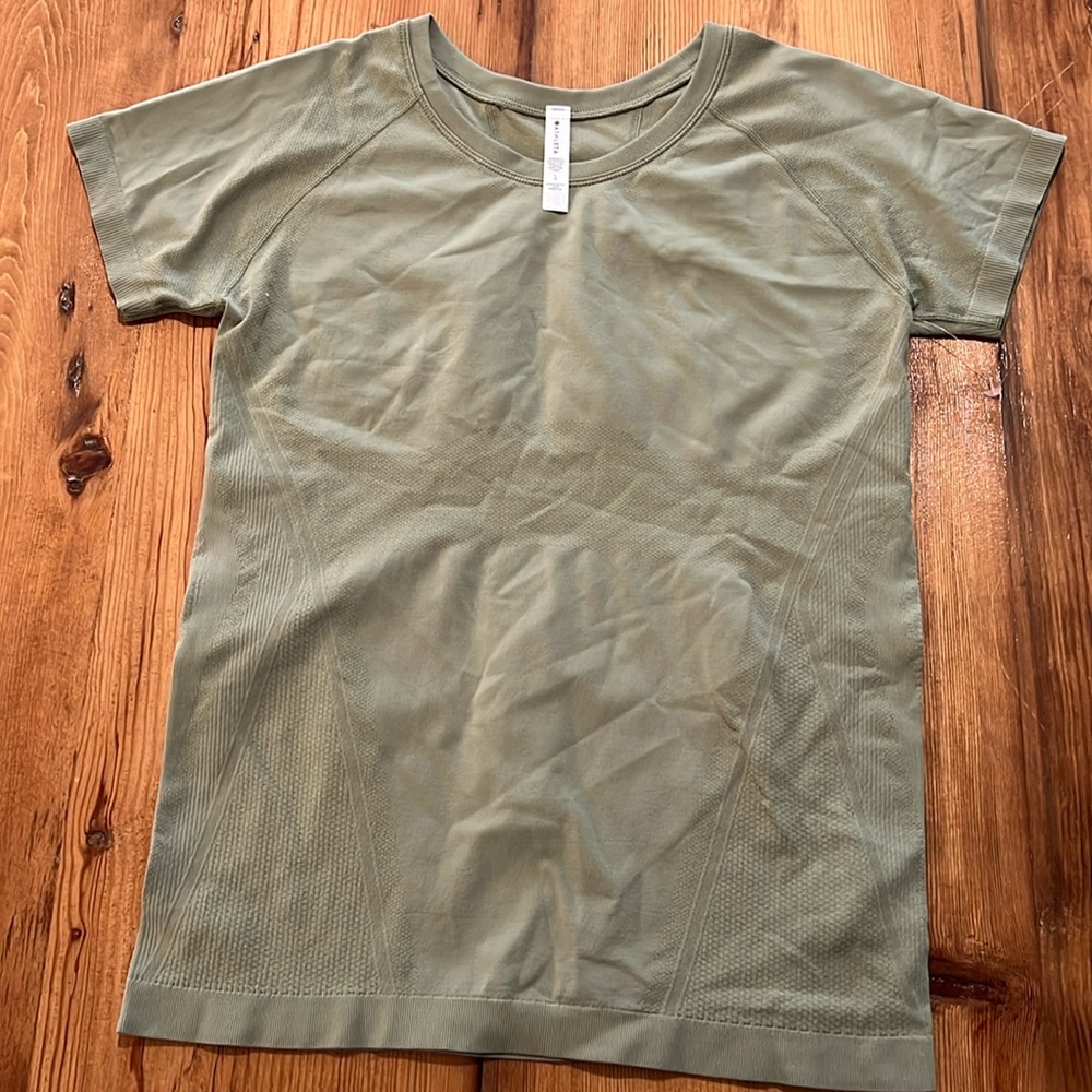 Green Athleta exercise shirt